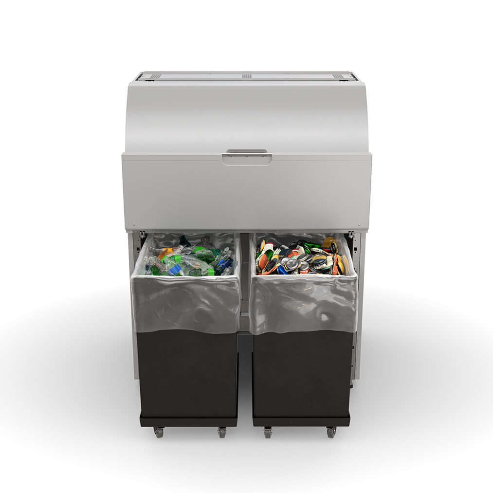 02_EasyPac_2-Wide-Lower_Door_Open-Bottles+Cans-(LowRes) EasyPac open met geconpacteerde PET flessen